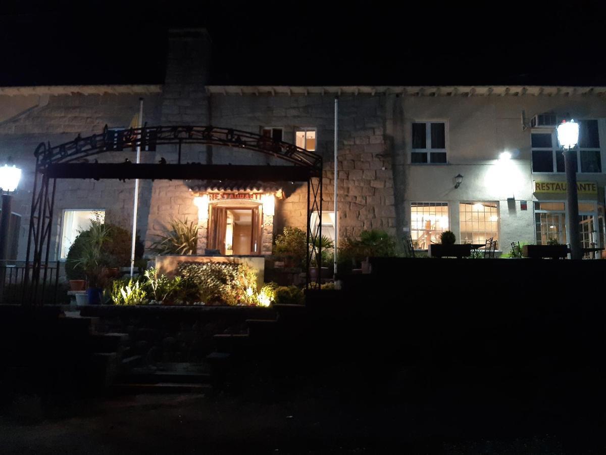 Hotel Sierra Oriente 구아다라마 외부 사진