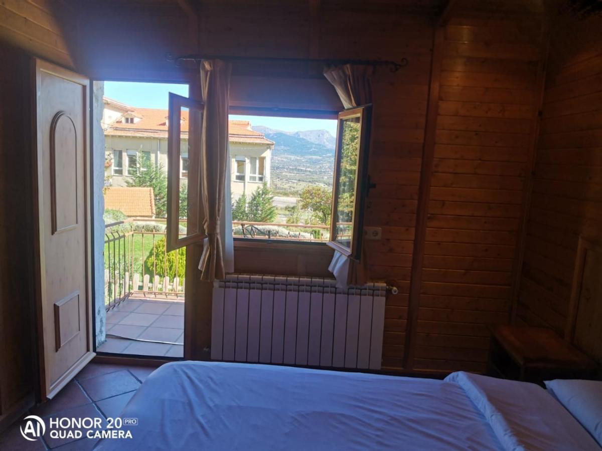 Hotel Sierra Oriente 구아다라마 외부 사진