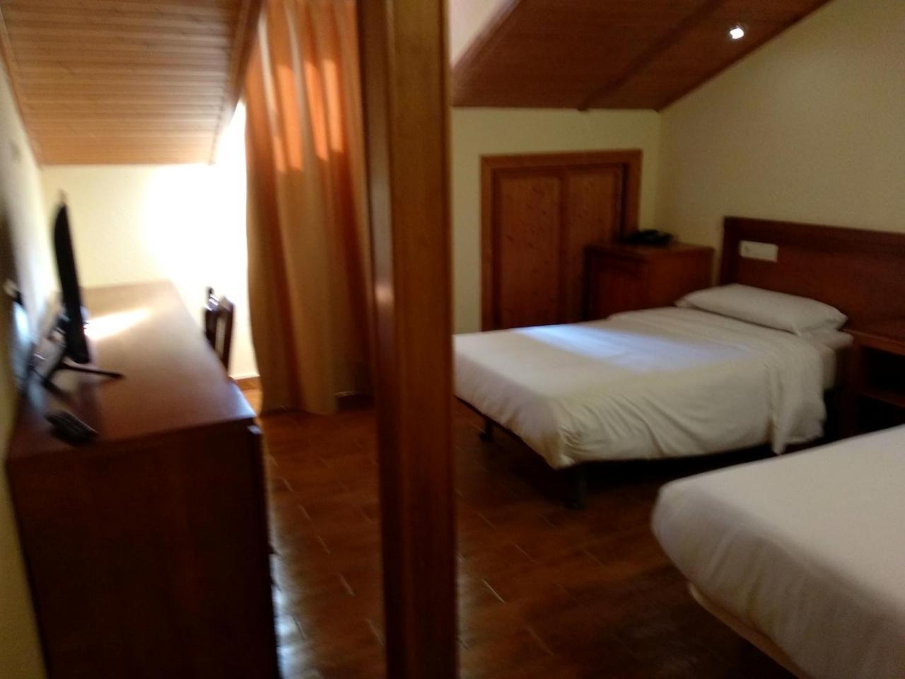 Hotel Sierra Oriente 구아다라마 외부 사진